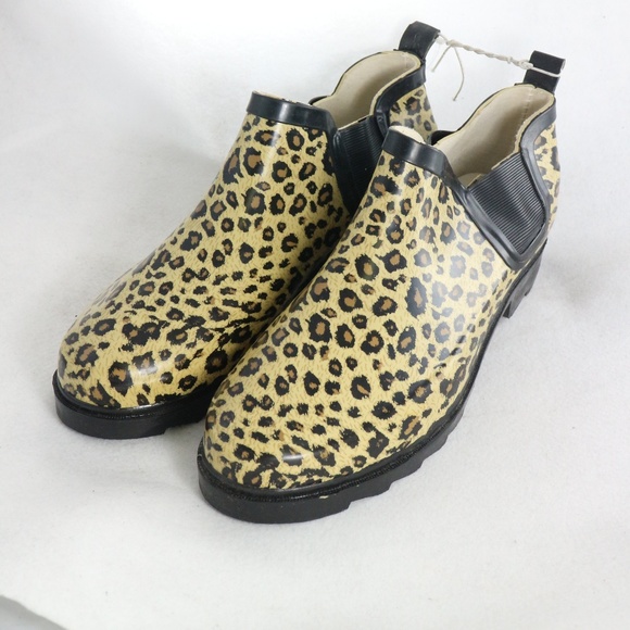 New LEOPARD PRINT Rubber Ankle Rain Boots Sz 9-10 - Picture 5 of 7